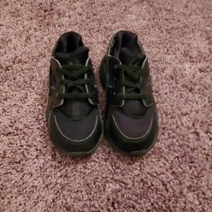 Nike kids size 10c